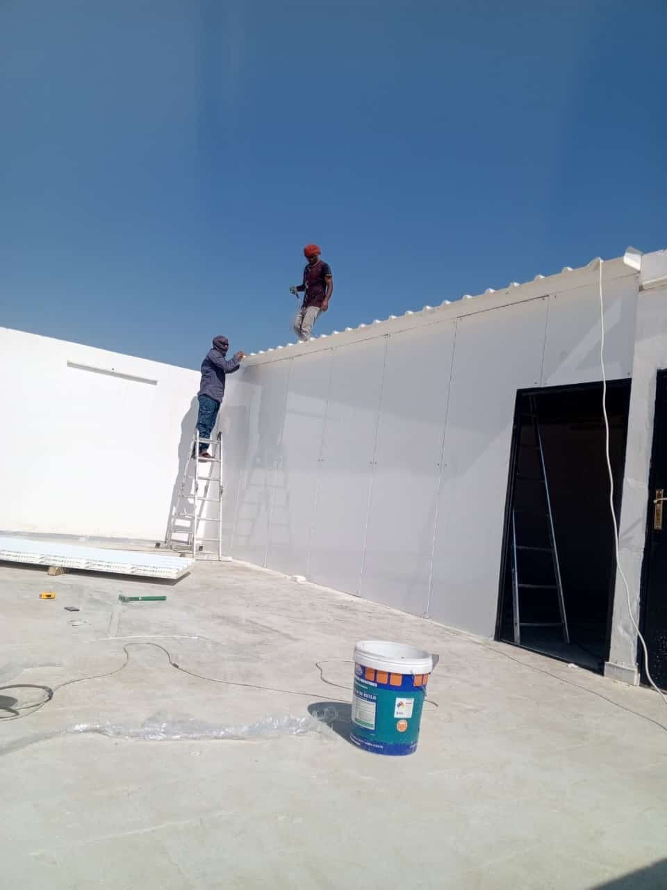 تركيب أسقف ساندويتش بانل في شمال الرياض بحي النرجس والملقاء